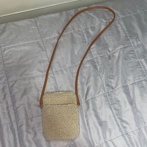 Old Navy Cream and Tan Crossbody Bag
